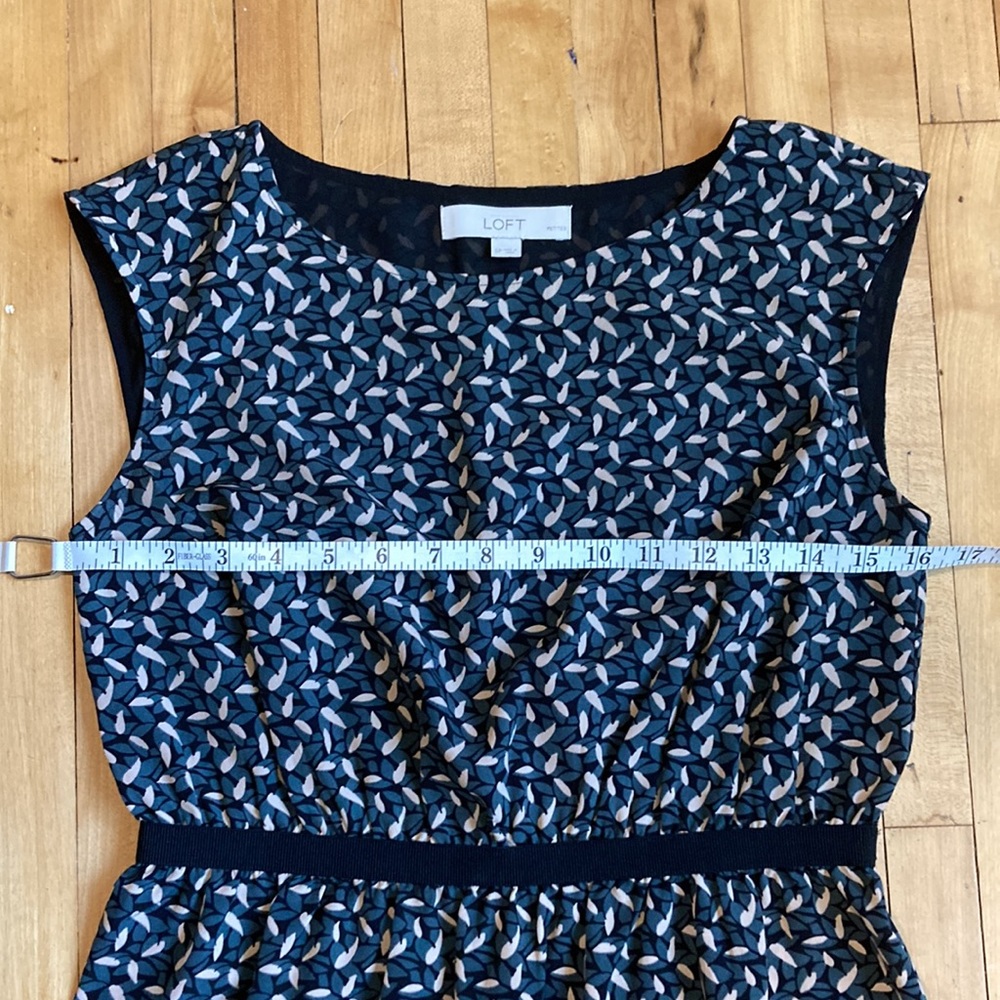LOFT Dress - Picture 7 of 11